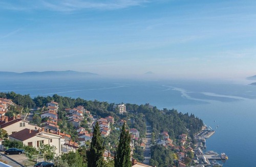 Rabac Apartment | Cozy apartment in Rabac with house sea view