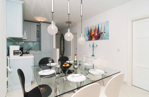 Znjan Apartment | Cozy apartment in Split with WiFi