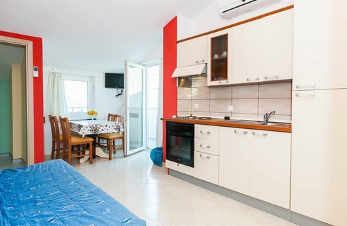 Vinjerac Apartment | Cozy Apartments in Zadar with Sea and Mountain Views - Studio Apartment (owner 2)