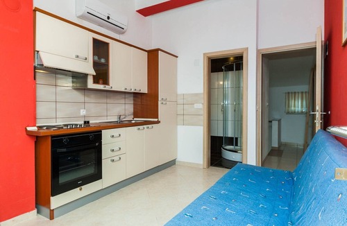 Vinjerac Apartment | Cozy Apartments in Zadar with Sea and Mountain Views - Studio Apartment (owner 2)