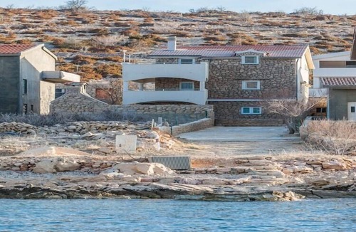 Vinjerac Apartment | Cozy Apartments in Zadar with Sea and Mountain Views - Studio Apartment with Mountain View (owner 4)