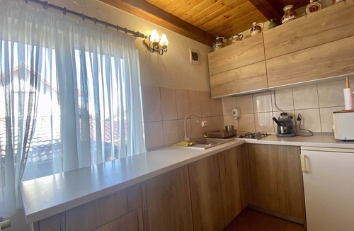 Petrestii de Jos Cabin | Cozy Cabin next to Cheile Turzii in a quite village with WIFI