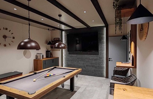 Ravna Gora Ski Chalet | Cozy Chalet Forest Hill 5* in Ravna Gora