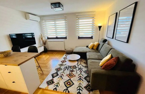 East Sarajevo Apartment | Cozy colorful apartment in Sarajevo, close to Airport