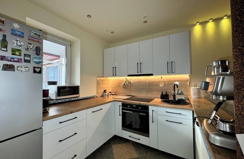 Lazaret Apartment | Cozy Family Reatreat with Garden & Wi-Fi Near City Center