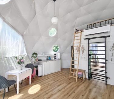 Tisina House | Cozy Fizio Dome