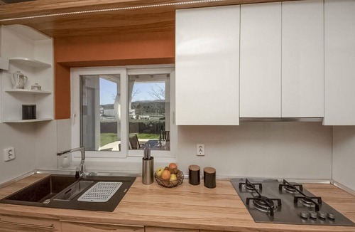 Sibenik House | Cozy home in Dubrava Kod Sibenika
