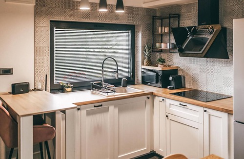 Strigova House | Cozy home in Banfi with sauna