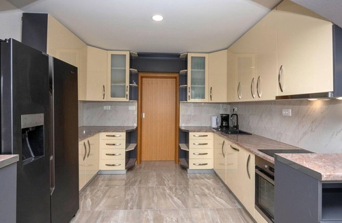 Knezovici House | Cozy home in Donji Prolozac with sauna