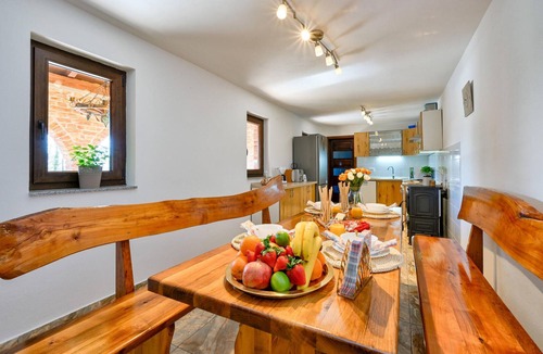 Velika Trnovitica House | Cozy home in Gornja Ploscica
