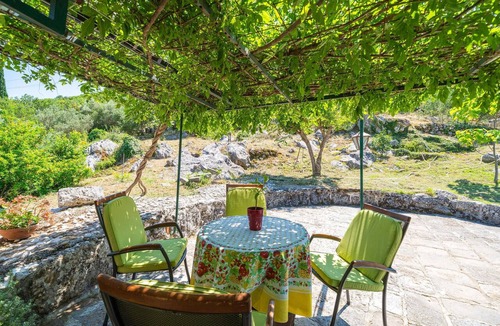 Konavle House | Cozy home in Gruda with WiFi