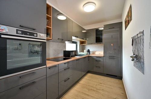 Hrascina House | Cozy home in Husinec with sauna