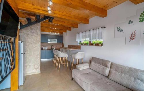 Kalnik House | Cozy Home In Kalnik With House A Panoramic View
