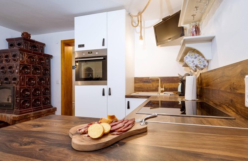 Klostar Ivanic House | Cozy home in Klostar Ivanic with sauna