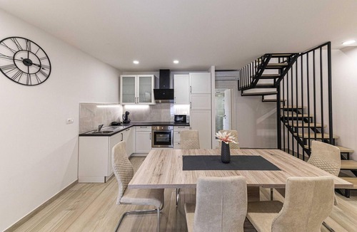 Lecevica House | Cozy home in Lecevica