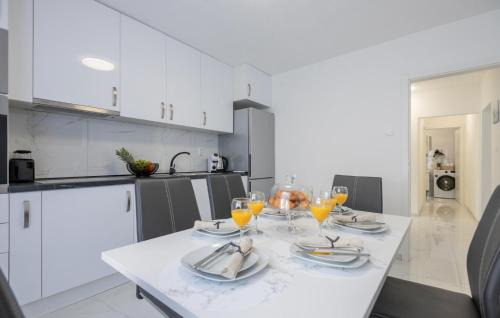 Prolozac House | Cozy Home In Sumet With Wifi