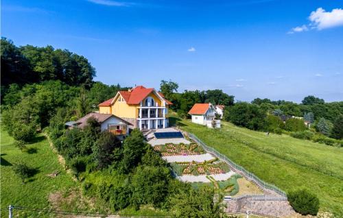 Varazdinske Toplice House | Cozy Home In Varazdinske Toplice With Sauna