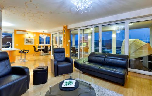 Varazdinske Toplice House | Cozy Home In Varazdinske Toplice With Sauna