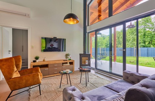 Bednja House | COZY HOME WITH JACUZZI&SAUNA