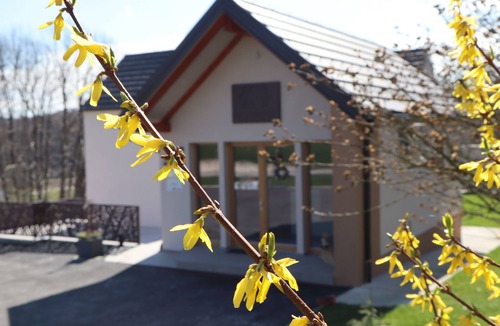 Zavrc House | Cozy house for pampering with a wellnes area and swimming pool. Nature & peace.
