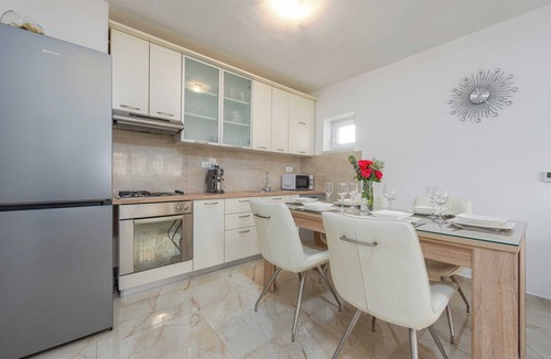 Skabrnja Villa | Cozy villa Andu with private pool, ECO garden, pet friendly