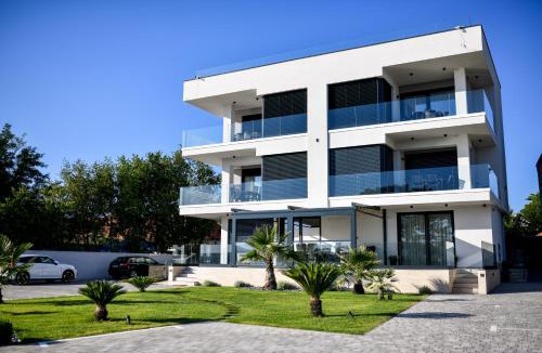 Turanj Apartment | CROWONDER Apartments & Rooms OAZA with heated Swimming Pool and Sauna