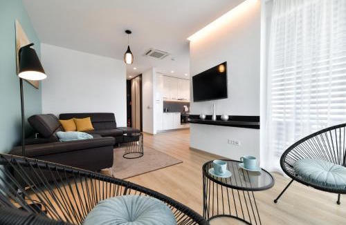Turanj Apartment | CROWONDER Apartments & Rooms OAZA with heated Swimming Pool and Sauna