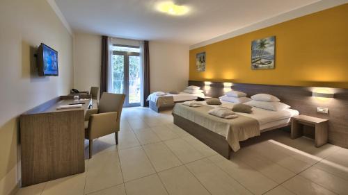 Biograd na Moru Hotel | Crvena Luka Resort
