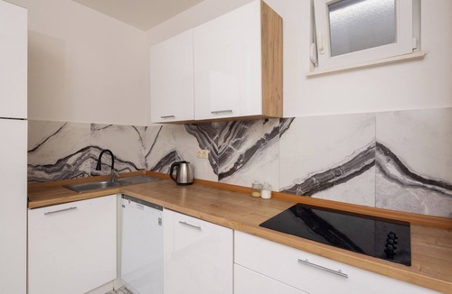 Celina Villa | Crystal Holiday Home