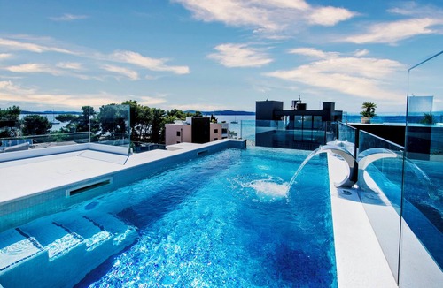 Sukosan Apartment | Crystal Holiday Residence II, Penthouse apartment with roof top swimming pool