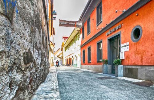 Kranj Hostel | Cukrarna Guest Accommodation