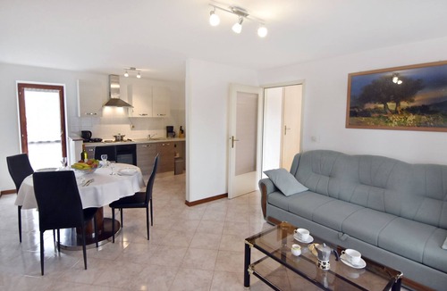 Babici Apartment | Cute apartment, Milena, Biribaci-Umag, with two balconies, garden, Wi-Fi