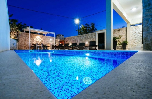 Vinjerac Villa | Dalmatian Villa Castello Coza with pool