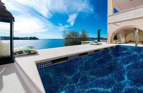 Lozica Villa | Dazzling Lozica Villa | 5 Bedrooms | Villa Pasija | Steam Room