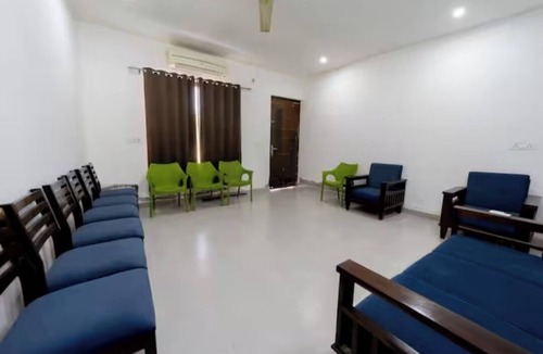 Jaipur Other | Delightful 4-bedroom farmhouse with AC in charming Teelawas