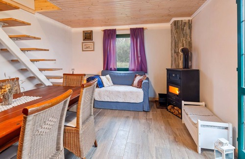 Lipnica House | Delightful Holiday Home in Havidić Selo with Garden