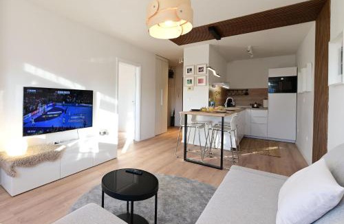 Novi Zagreb Apartment | Delux apartment LA ARENA with private garage
