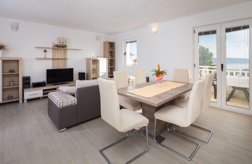 Kastel Kambelovac Apartment | Deluxe Apartment Sea View