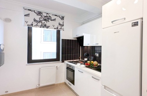 Constanta Apartment | Deluxe Criss Solid Residence Mamaia