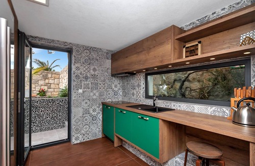 Makarska Villa | Deluxe Villa with infinity pool above the city of Makarska, top facilities