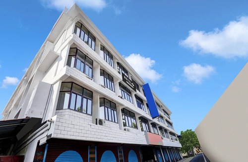 Guruvayur House | DeluxeEast Nada Near Railway Station Guruvayur