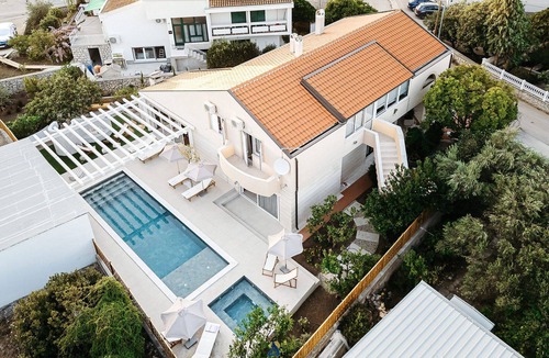 Murter Villa | Designer 4-Bedroom Spa Villa with Private Pool
