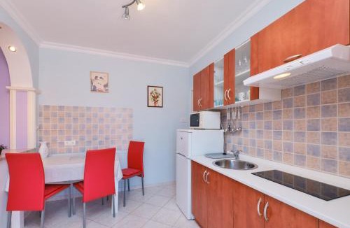 Cove Murtar Apartment | Dina