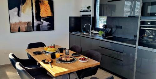 Vir Apartment | Dinary Penthouse apartment