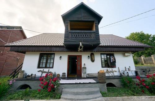 Minastirea Neamt House | Dor de rădăcini