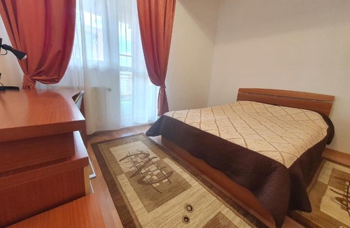 Cluj-Napoca Apartment | Dorobantilor City Center - Perfect Shower & Terrace