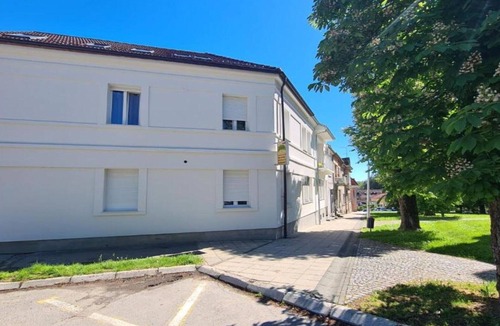 Daruvar Apartment | Double or Twin Room With Private Bathroom (A5)