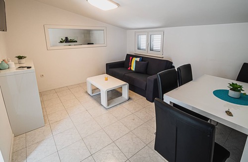 Vodice Apartment | Downtown Park Apartment with Balcony 6