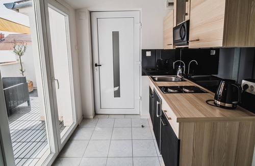 Vodice Apartment | Downtown Park Apartment with Balcony 6