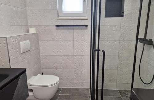 Loviste Apartment | DOWNTOWN VlEW